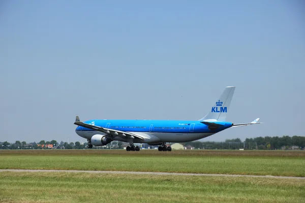 Amsterdam, Holandia - czerwiec 2015 12: Ph-Aka Klm Airbus A3 — Zdjęcie stockowe