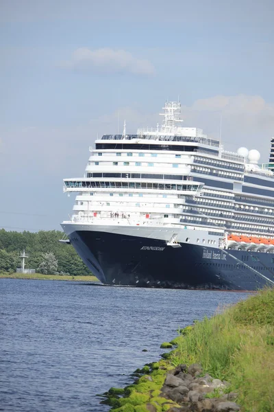 Velsen, Holandia-: Koningsdam — Zdjęcie stockowe