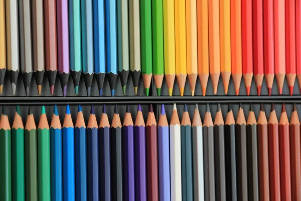 Crayons de couleur neufs — Photo