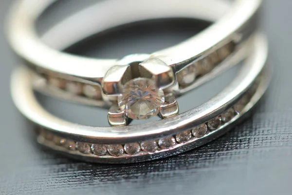 Diamante anelli canale impostato — Foto Stock