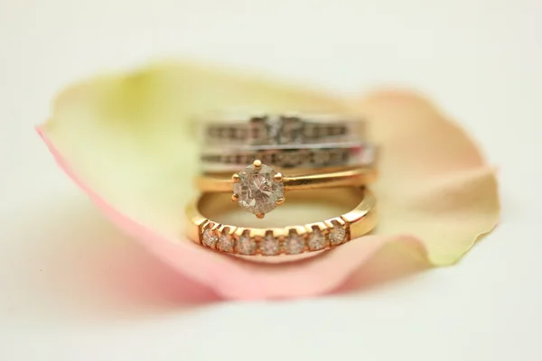 Diamante conjuntos de casamento — Fotografia de Stock
