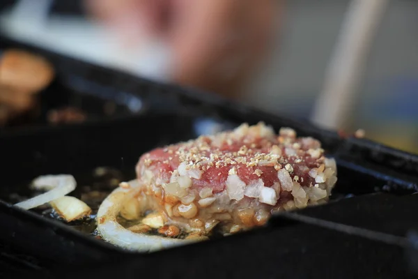 Pequeño trozo de carne —  Fotos de Stock