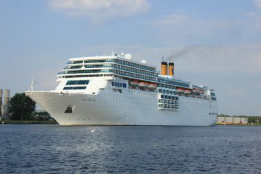 Velsen, Hollanda, 4 Haziran 2016: Costa Neo Romantica Tarih