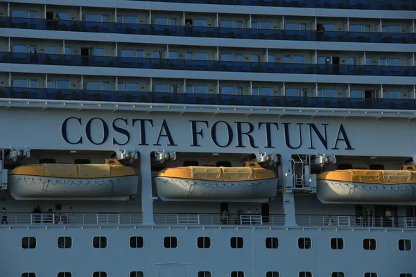 Velsen, Hollanda - 11 Haziran 2015: Costa Fortuna ayrıntı — Stok fotoğraf