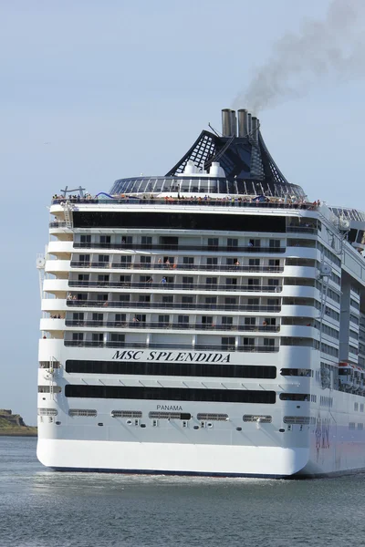 IJmuiden, Holandia - 10 września 2016: Msc Splendida — Zdjęcie stockowe