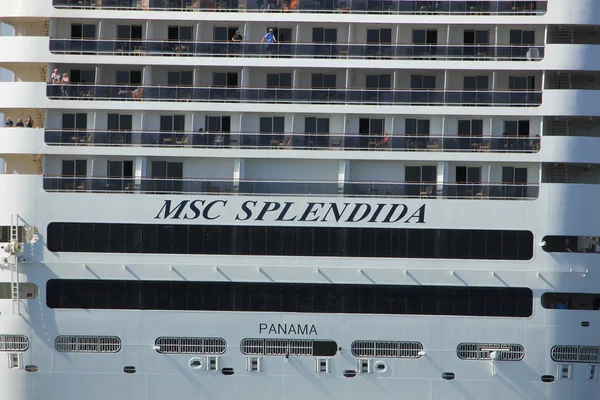 IJmuiden, Nizozemsko - 10. září 2016: Msc Splendida — Stock fotografie