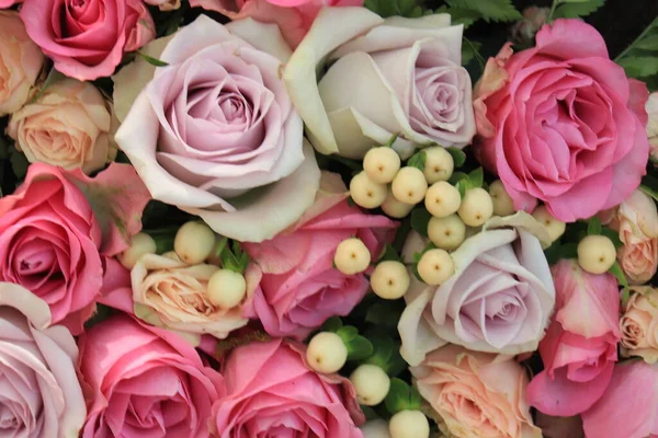 Rosas Rosadas Púrpuras Una Gran Pieza Central Boda — Foto de Stock