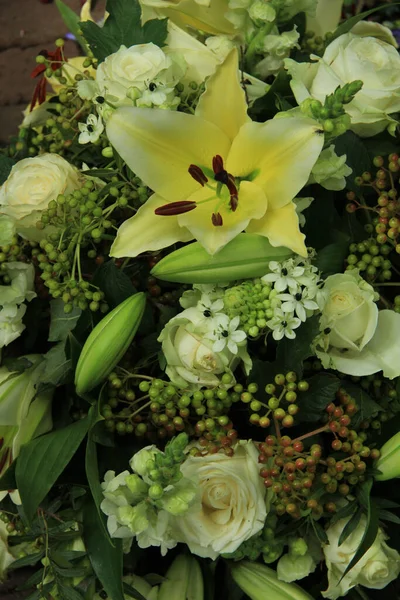 Yellow Tiger Lily Bridal Arrangement — Stock Photo, Image