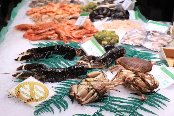 Barcelona Spanien September 2019 Urval Skaldjur Boqueria Market Text Taggar — Stockfoto