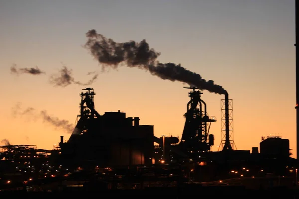 Skyline Van Een Industriegebied Bij Zonsondergang — Stockfoto