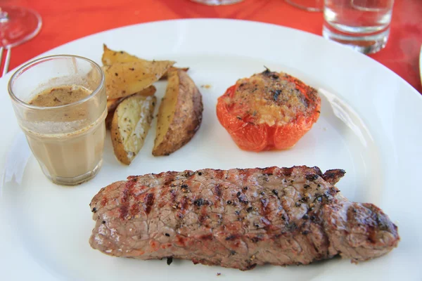 Filete a la parrilla —  Fotos de Stock