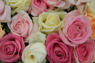 pastel düğün buketi