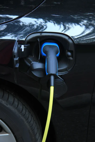 Hybrid car recharge