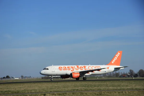 March, 22nd 2015, Amsterdam Schiphol Airport G-EZTM easyJet Airb — Stock Photo, Image