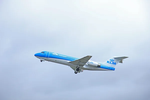 27 de marzo de 2015, Amsterdam Schiphol Airport PH-KZD KLM Cityhop — Foto de Stock