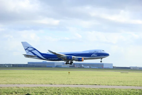 Schiphol Amsterdam, The Netherlands, 31 maart 2015: Vq-Bhe Air — Stockfoto