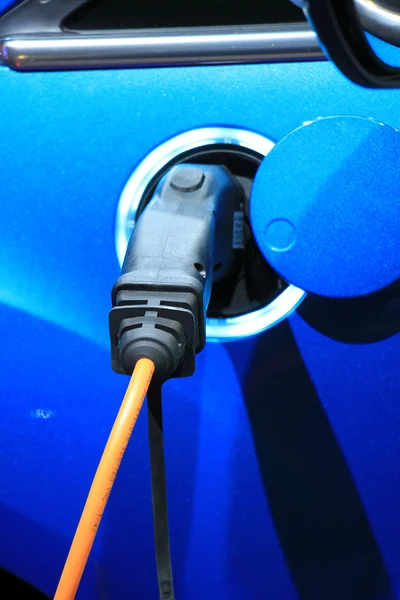 Electric car recharge — Stock Photo, Image