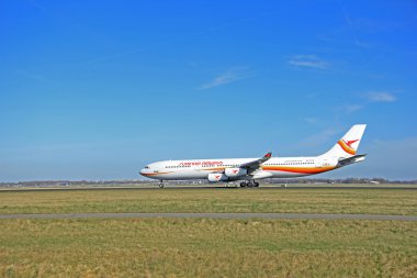 Askeri yürüyüş 22nd 2015, Amsterdam Schiphol Havaalanı Pz-Tcp Surinam Airw