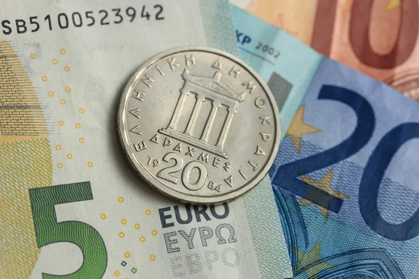 Dinero griego y euro — Foto de Stock