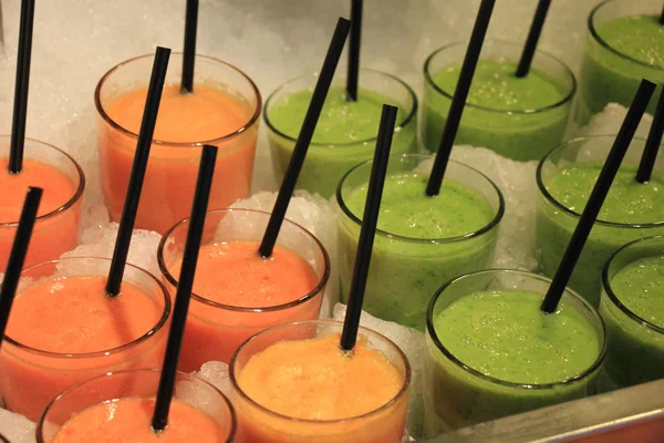 Smoothies på is — Stockfoto