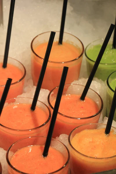 Smoothies op ijs — Stockfoto