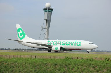 Amsterdam, Hollanda - 10 Ağustos 2015: Ph-Hzj Transavia Bo