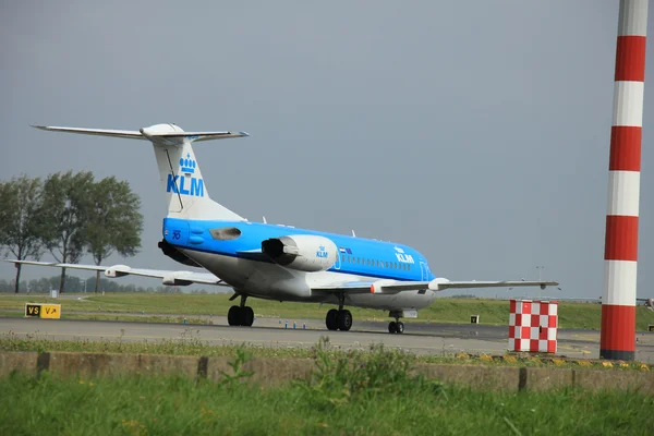 Amsterdam, The Netherlands - August 10 2015: PH-KZI KLM Cityhopp — 图库照片