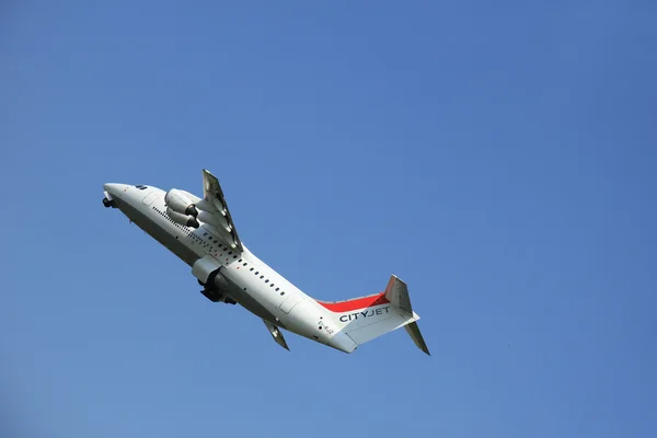 Amsterdam, Nizozemsko - 12. června 2015: Ei-Rjz Cityjet Britis — Stock fotografie