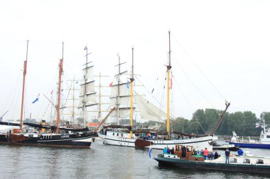 Velsen, Hollanda - 19 Ağustos 2015: Yelken Amsterdam 2015