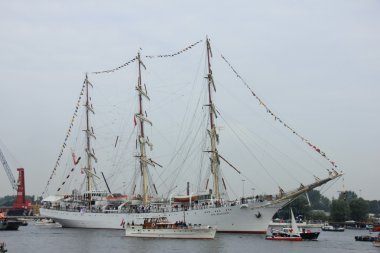 Velsen, Hollanda - 19 Ağustos 2015: Yelken Amsterdam 2015
