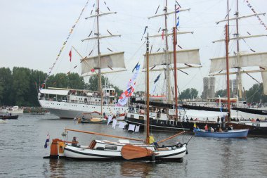 Velsen, Hollanda - 19 Ağustos 2015: Yelken Amsterdam 2015