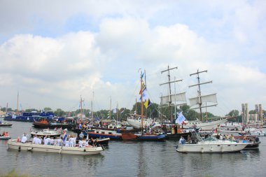 Velsen, Hollanda - 19 Ağustos 2015: Yelken Amsterdam 2015