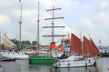 Velsen, Hollanda - 19 Ağustos 2015: Yelken Amsterdam 2015