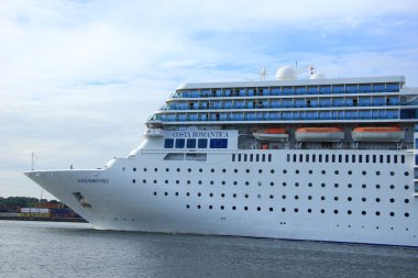 13. Haziran 2014. Velsen: Costa Neo Romantica Kuzey Deniz kanal 