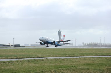 Mart, 27 2015, Amsterdam Schiphol Havaalanı Oe-Lbu Avusturya Hava
