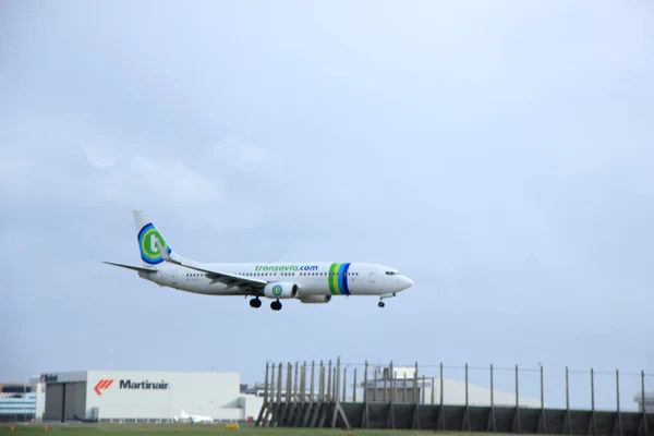 Schiphol Amsterdam, Paesi Bassi, 31 marzo 2015: PH-HZD Tran — Foto Stock