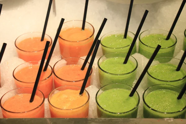 Smoothies på is — Stockfoto