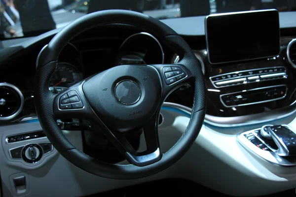 Interiorul mașinii moderne — Fotografie, imagine de stoc