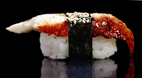 Úhoř japonský sushi — Stock fotografie