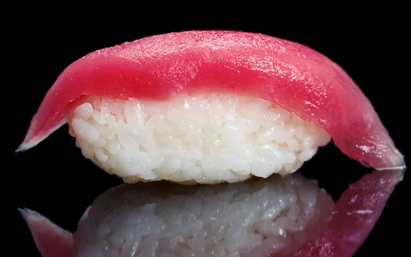 日本金枪鱼寿司 — 图库照片