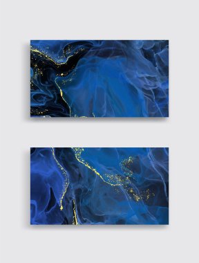 Alkolün mürekkep rengi arka plan. Soyut dikey çok renkli mermer desenli pankart. Akrilik boyalar karıştırılıyor.