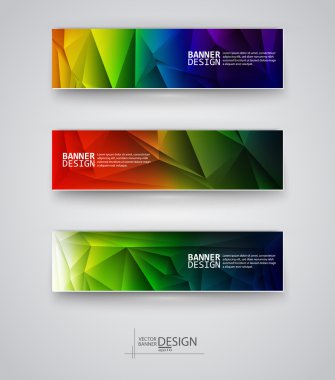 çok renkli poligonal mozaik arka planlar ile afiş kümesi