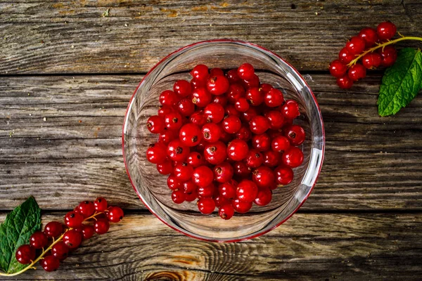 Dessert Fresh Redcurrants Bowl Wooden Table — Stock Photo, Image