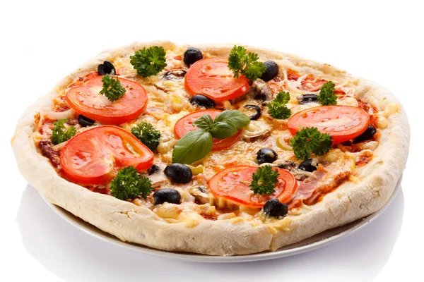 Pizza s rajčaty — Stock fotografie