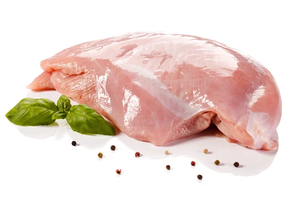 Peito de frango cru fresco — Fotografia de Stock