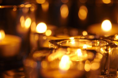 Mum ışıkları gözlük