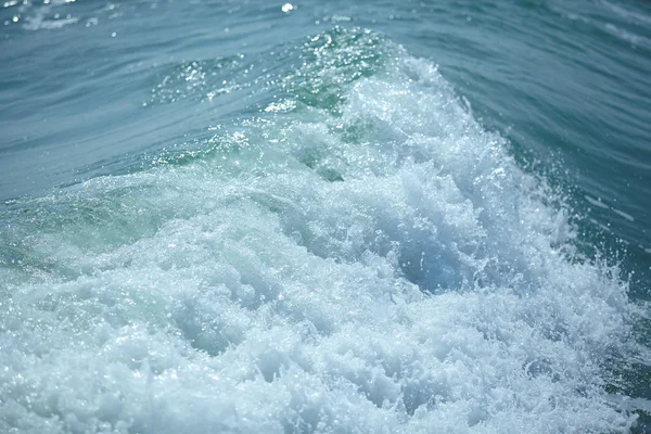 Havets blå vågor — Stockfoto