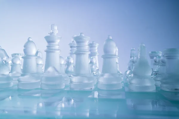 Glas chess cijfers — Stockfoto