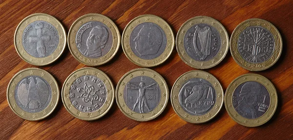 Euro para çıktı satırları — Stok fotoğraf