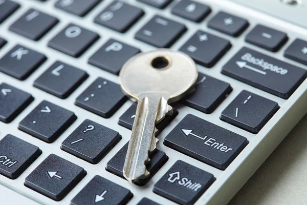 Klíč na klávesnici pro laptop — Stock fotografie